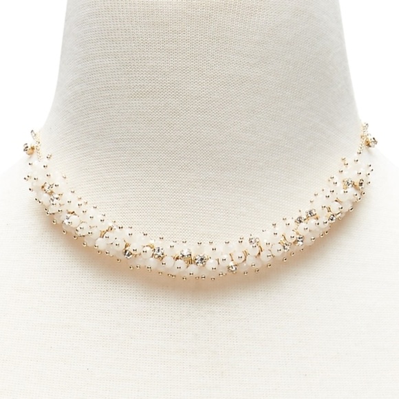 Banana Republic Matching Cluster Necklace & Bracelet - Picture 5 of 11